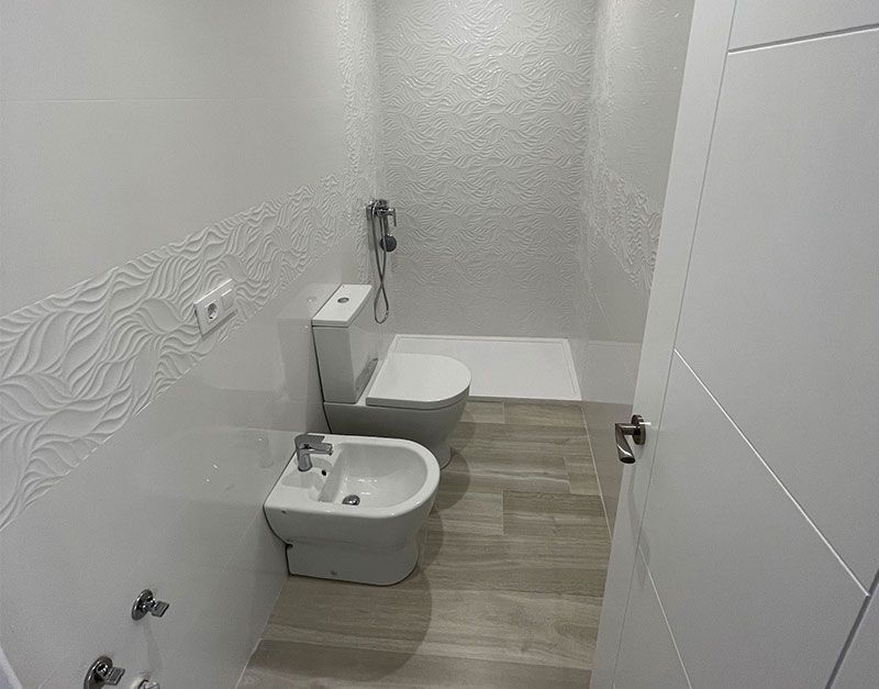 reforma vivienda coronel cadalso baño